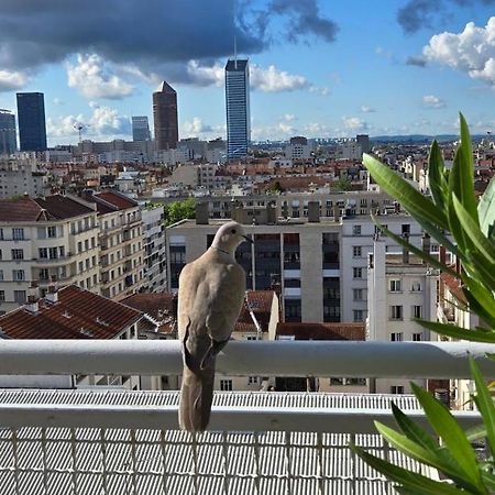 Plein Sud Terrasse Climatisation Garage Netflix Apartment Lyon Exterior photo
