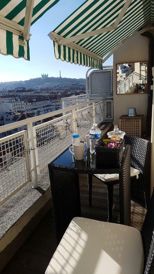 Plein Sud Terrasse Climatisation Garage Netflix Apartment Lyon Exterior photo