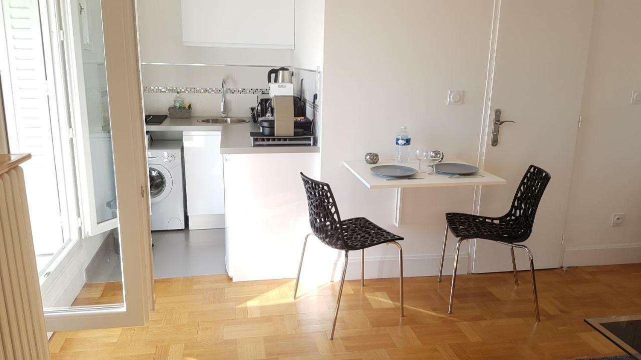 Plein Sud Terrasse Climatisation Garage Netflix Apartment Lyon Exterior photo